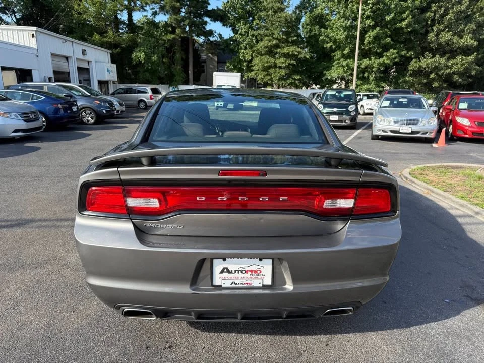 2011 Dodge Charger 7th Gen - Image 4 of 19