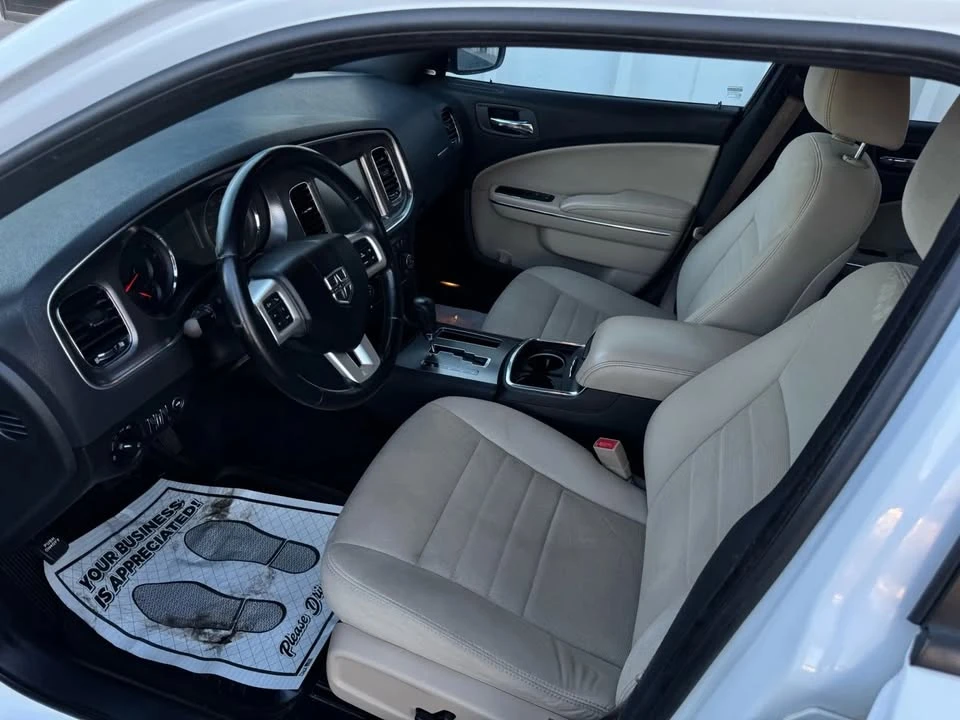 2011 Dodge Charger 7th Gen - Image 11 of 18