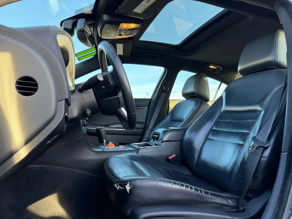 2011 Dodge Charger 6th Gen - Image 14 of 19