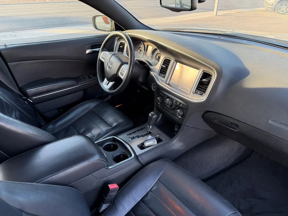 2011 Dodge Charger 6th Gen - Image 18 of 19