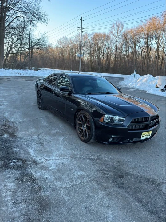 2011 Dodge Charger 6th Gen - Image 2 of 7