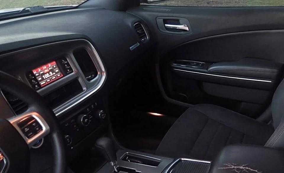 2011 Dodge Charger 6th Gen - Image 11 of 20