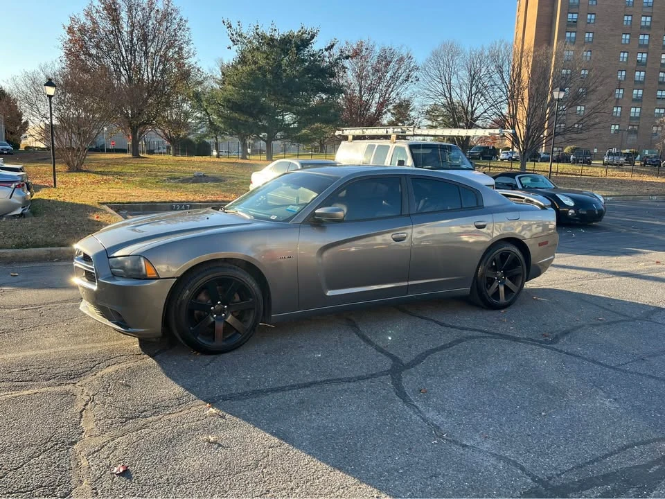 2011 Dodge Charger 7th Gen - Image 3 of 16