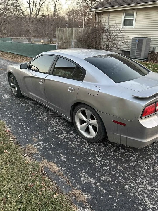 2011 Dodge Charger 7th Gen - Image 2 of 6