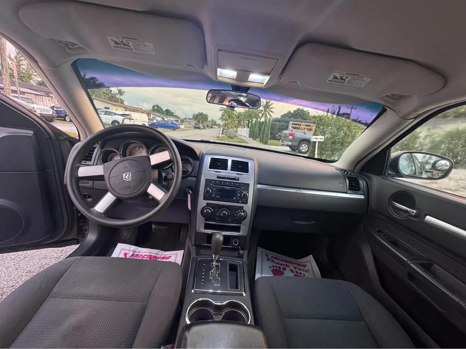 2011 Dodge Charger 7th Gen - Image 6 of 12