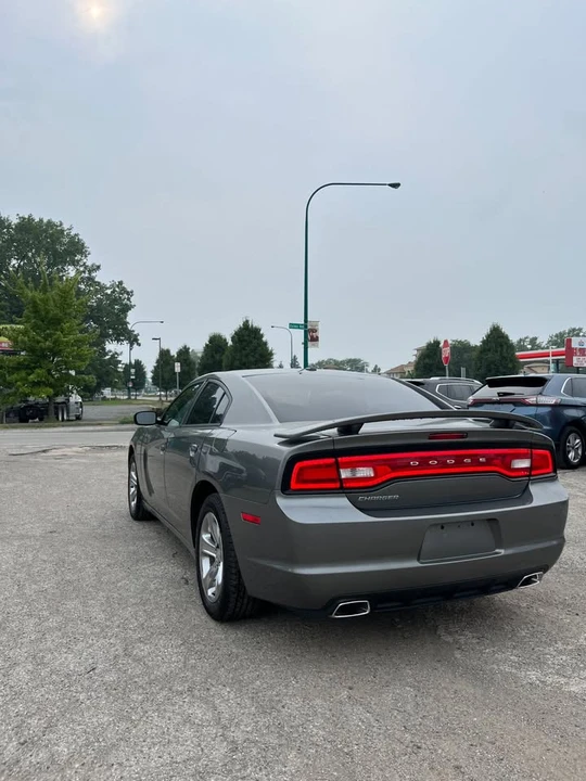 2011 Dodge Charger 7th Gen - Image 4 of 20