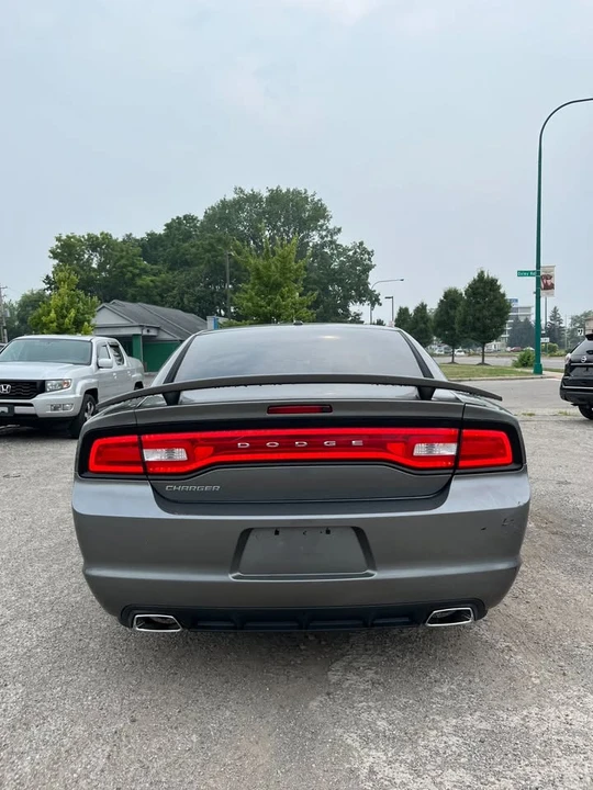2011 Dodge Charger 7th Gen - Image 5 of 20