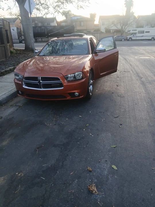 2011 Dodge Charger 7th Gen - Image 6 of 6