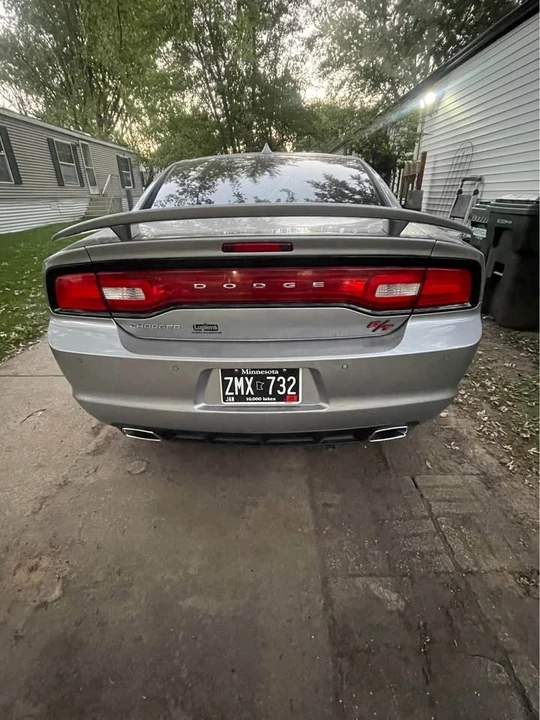 2011 Dodge Charger 7th Gen - Image 4 of 8