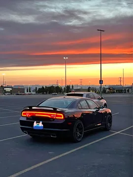2011 Dodge Charger R/T Max