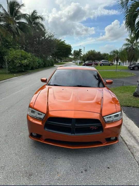 2011 Dodge Charger 7th Gen - Image 4 of 12