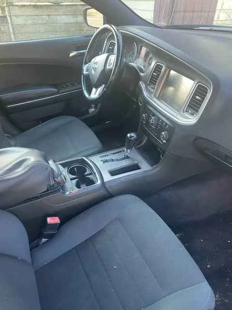 2011 Dodge Charger 7th Gen - Image 4 of 5