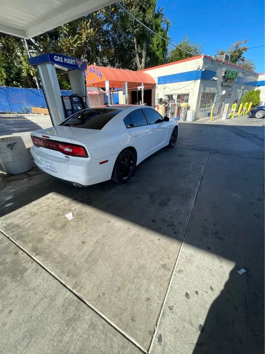2011 Dodge Charger 7th Gen - Image 10 of 10