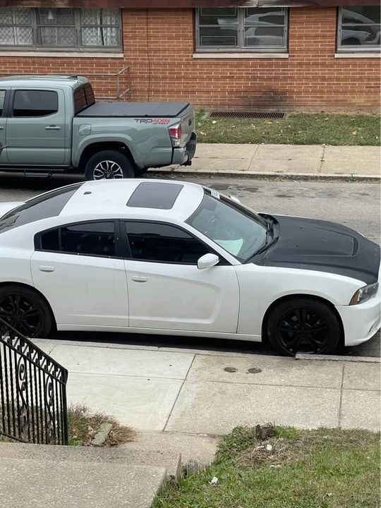 2011 Dodge Charger 7th Gen - Image 8 of 10