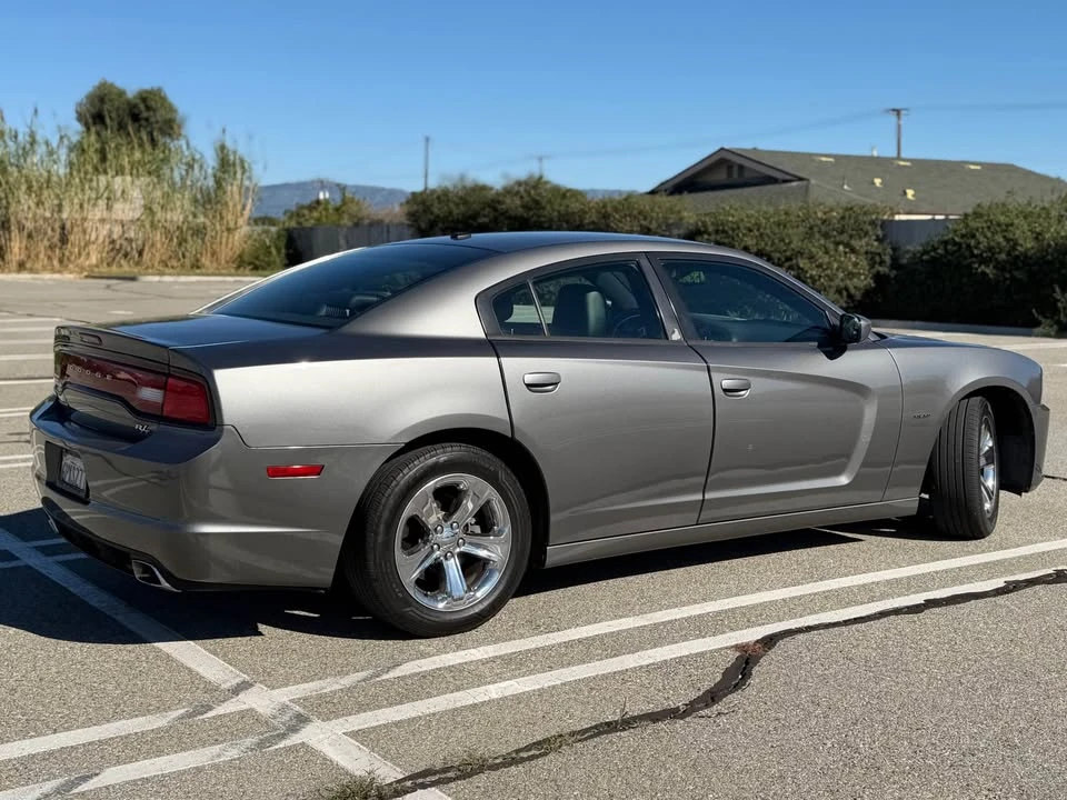 2011 Dodge Charger 7th Gen - Image 4 of 12