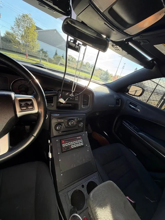 2011 Dodge Charger 7th Gen - Image 6 of 10