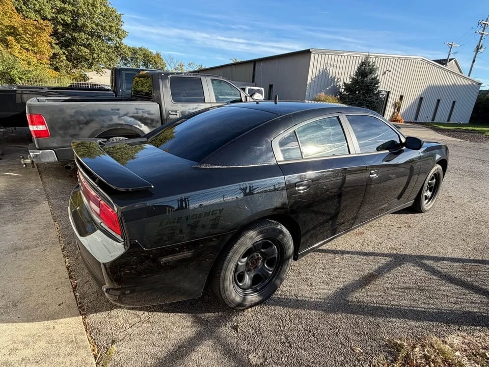 2011 Dodge Charger 7th Gen - Image 3 of 10