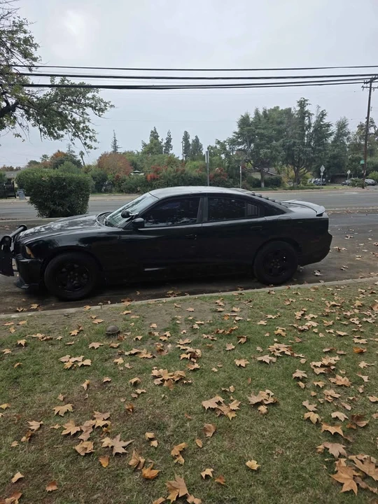 2011 Dodge Charger 7th Gen - Image 3 of 8
