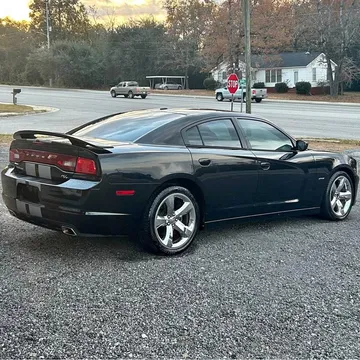 2011 Dodge Charger R/T Plus