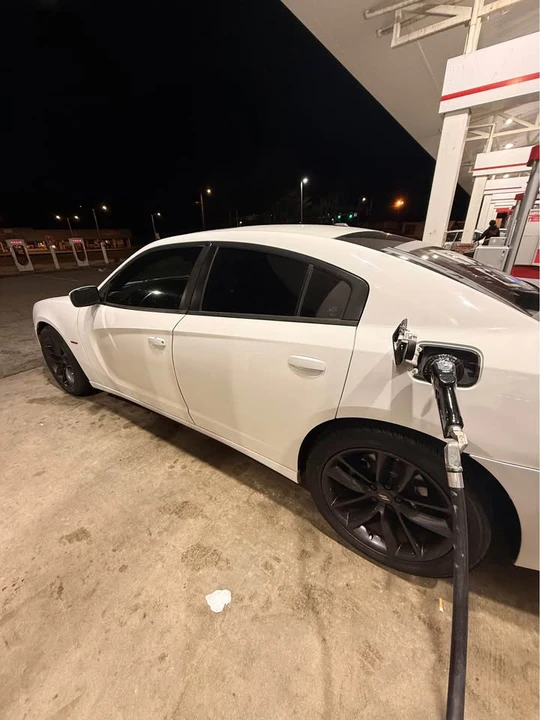 2011 Dodge Charger 7th Gen - Image 7 of 7