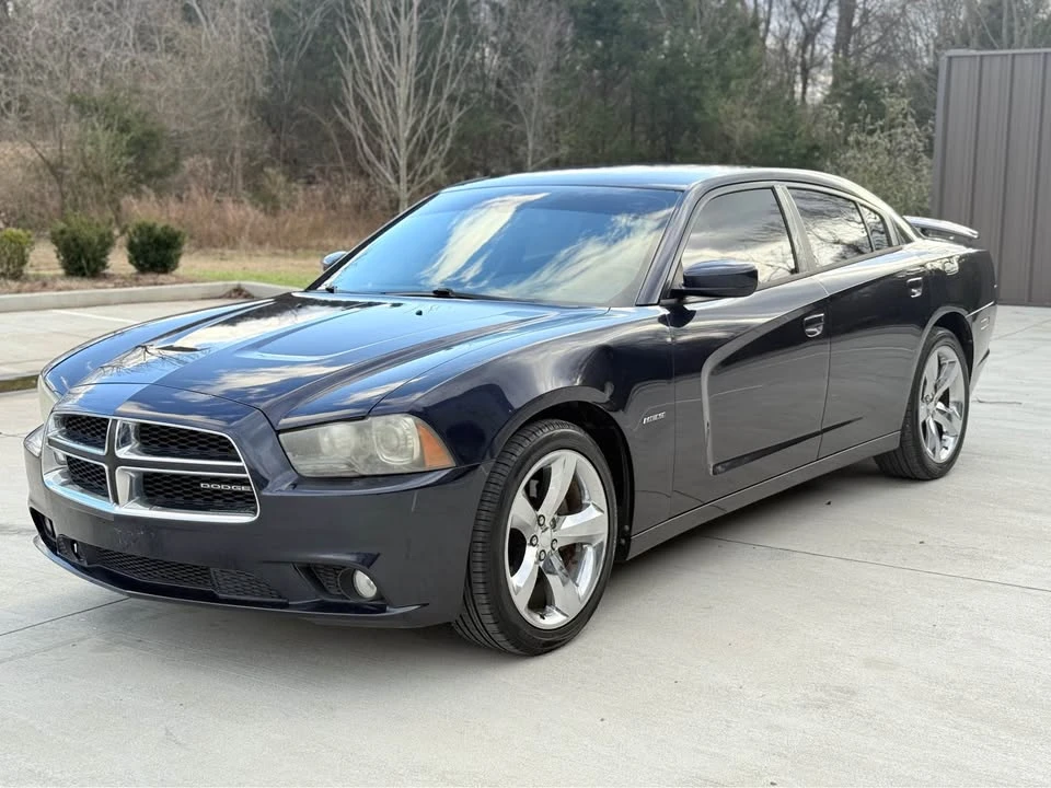2011 Dodge Charger 7th Gen - Image 2 of 18