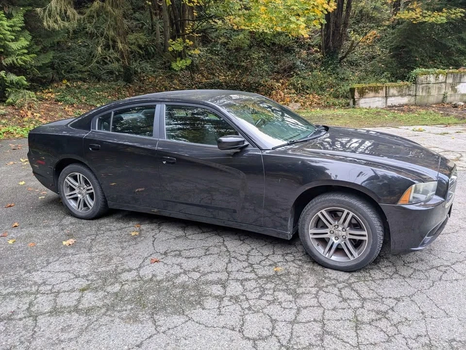 2011 Dodge Charger 7th Gen - Image 4 of 11