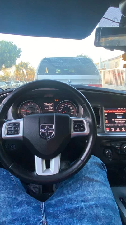 2011 Dodge Charger 7th Gen - Image 4 of 4