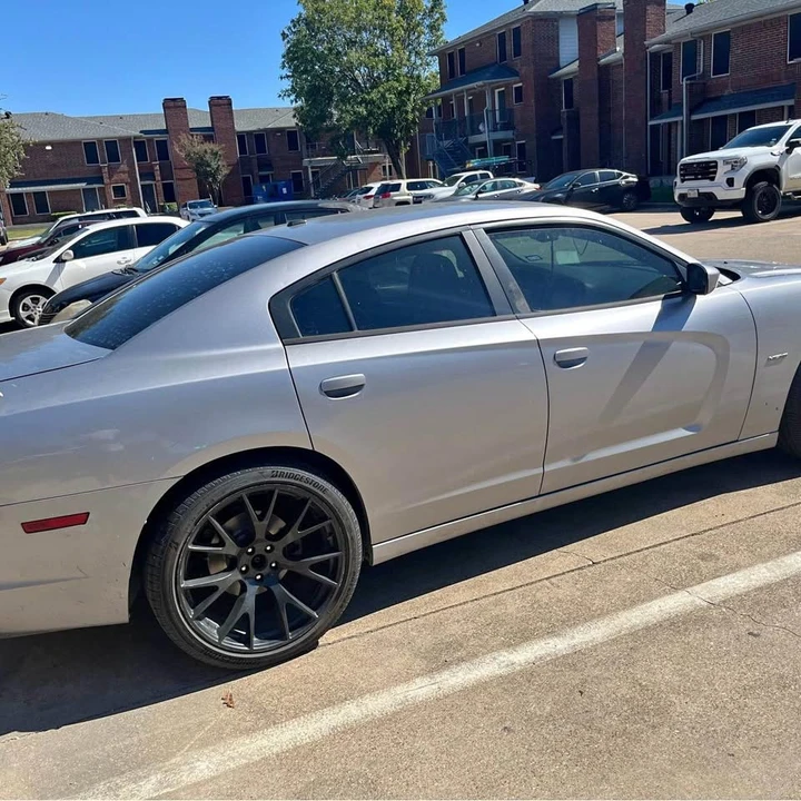 2011 Dodge Charger 6th Gen - Image 2 of 7