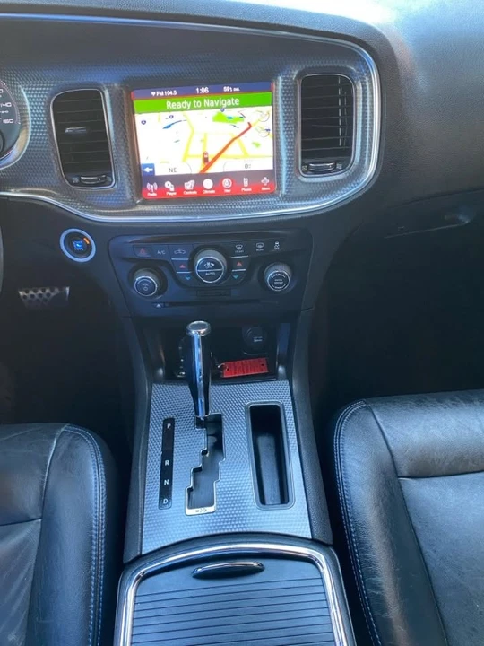 2011 Dodge Charger 7th Gen - Image 13 of 18