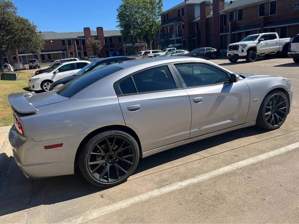 2011 Dodge Charger 7th Gen - Image 2 of 6