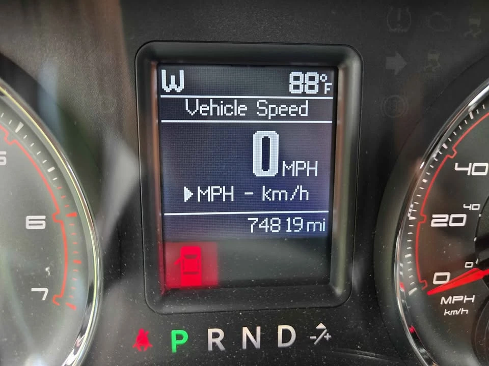 2011 Dodge Charger 7th Gen - Image 9 of 10