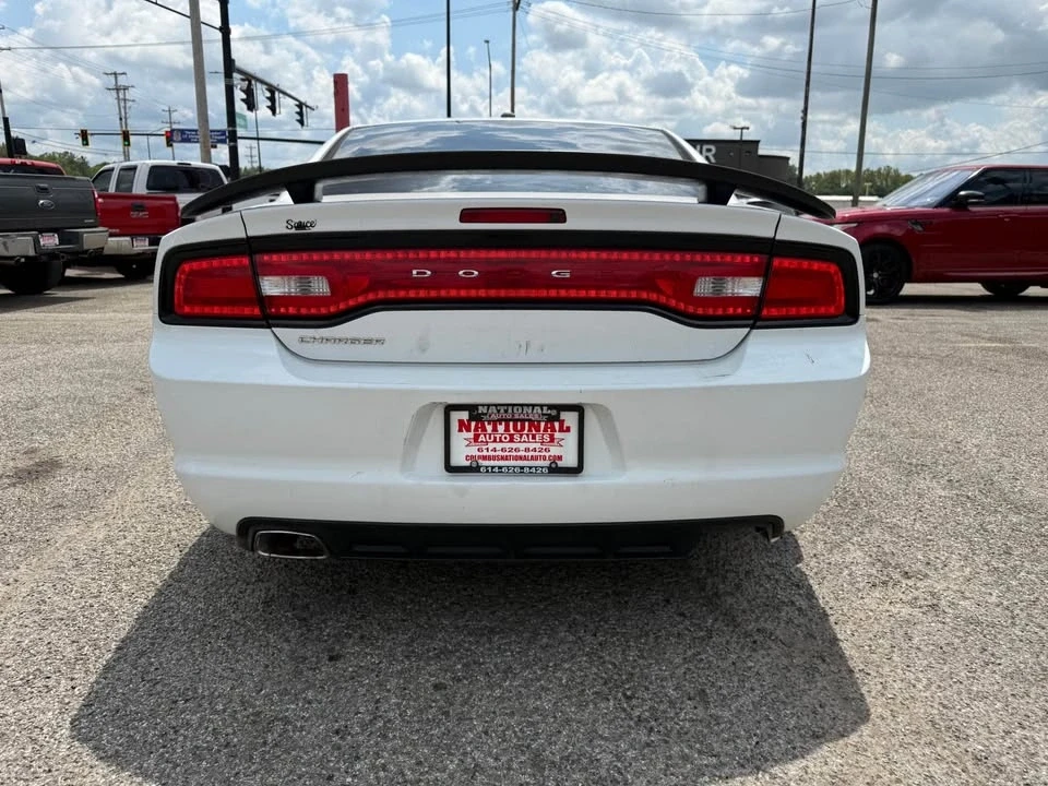 2011 Dodge Charger 7th Gen - Image 4 of 10