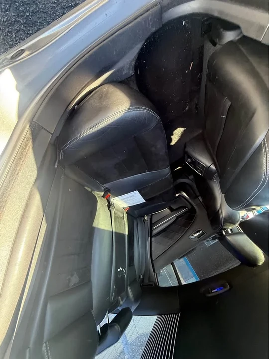 2011 Dodge Charger 6th Gen - Image 6 of 8