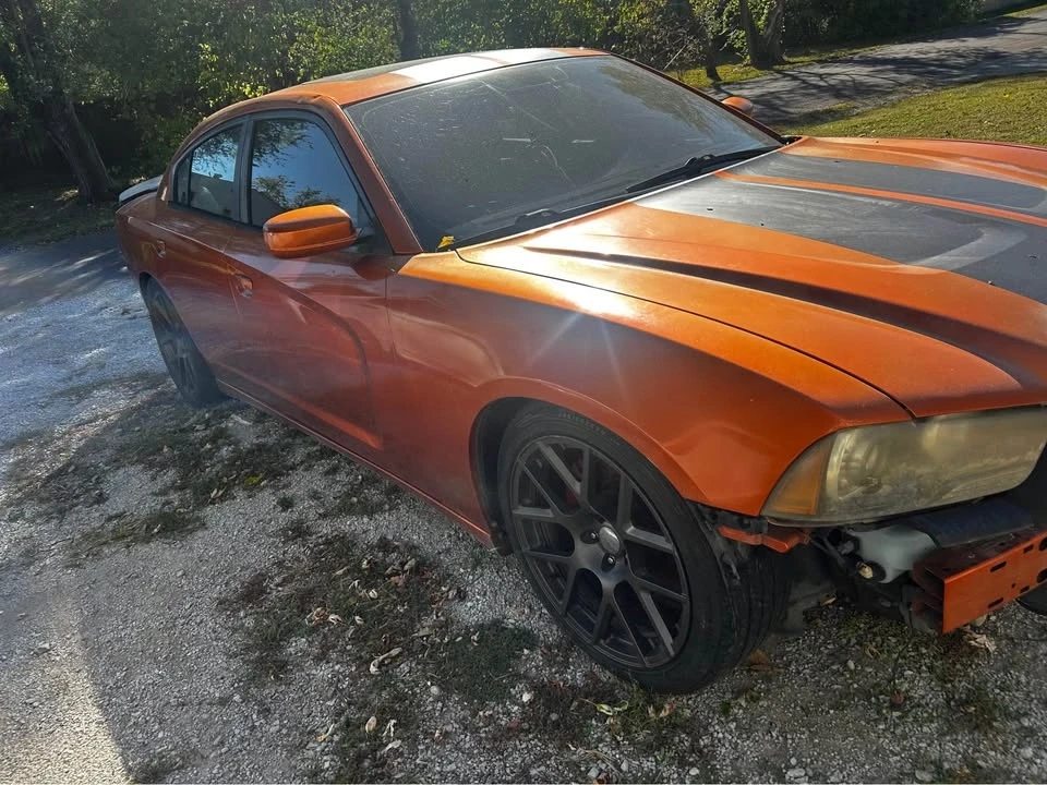 2011 Dodge Charger 7th Gen - Image 5 of 14