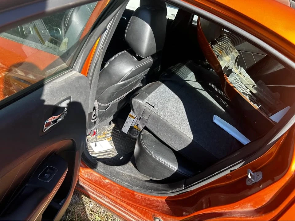 2011 Dodge Charger 7th Gen - Image 10 of 14