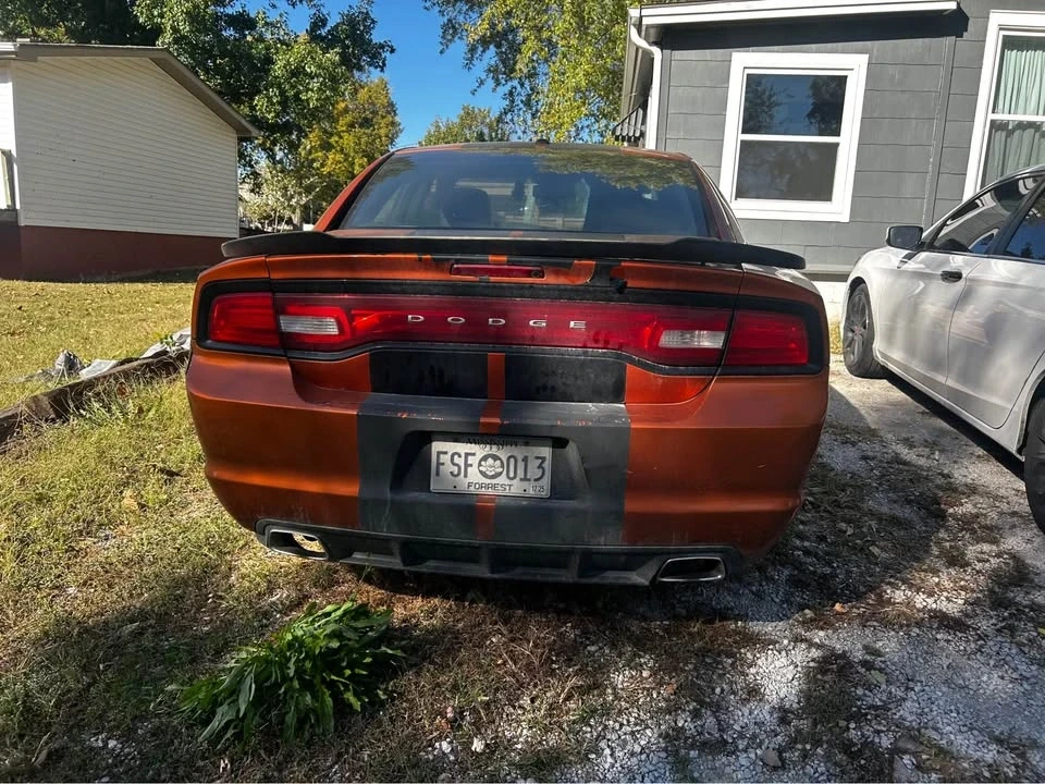 2011 Dodge Charger 7th Gen - Image 2 of 14