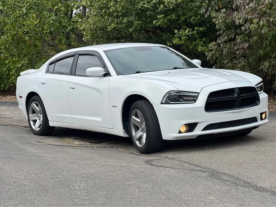 2011 Dodge Charger 7th Gen - Image 3 of 14