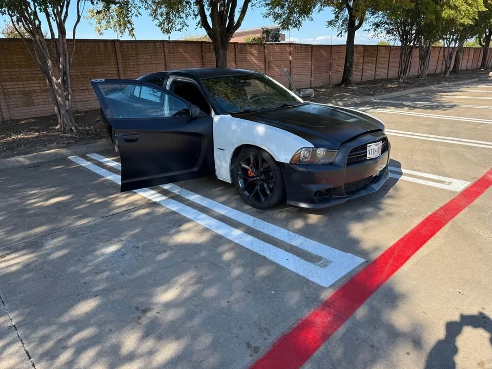 2011 Dodge Charger 7th Gen - Image 3 of 7