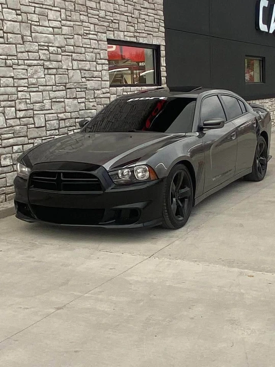2011 Dodge Charger 6th Gen - Image 5 of 5