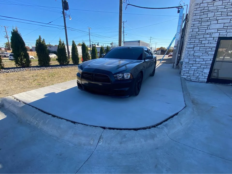 2011 Dodge Charger 6th Gen - Image 4 of 5