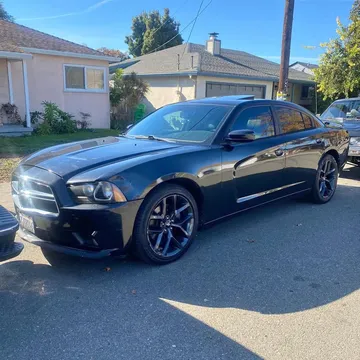 2011 Dodge Charger R/T Sedan