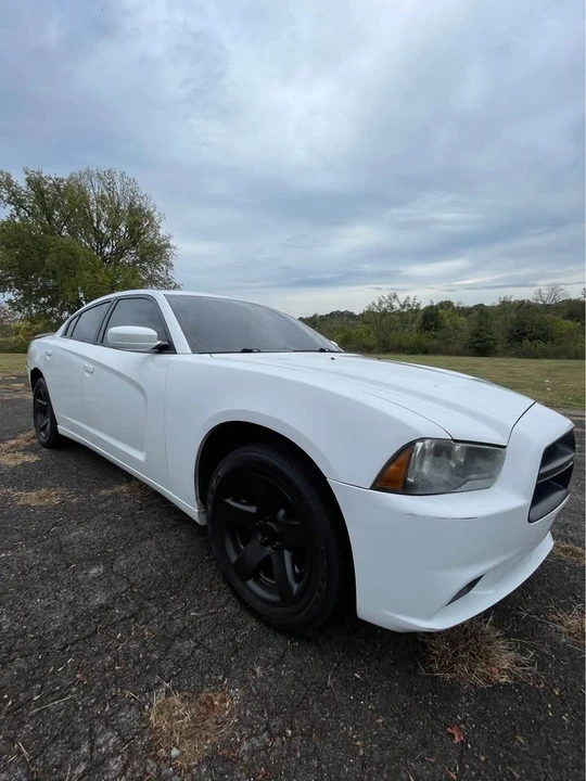 2011 Dodge Charger 7th Gen - Image 4 of 7