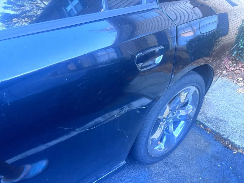 2011 Dodge Charger 6th Gen - Image 4 of 11