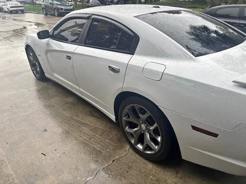 2011 Dodge Charger R/T