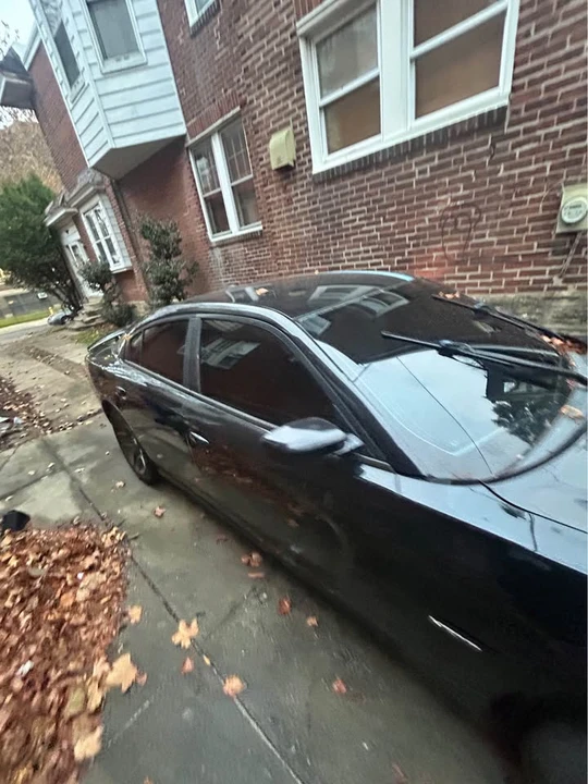 2011 Dodge Charger 6th Gen - Image 3 of 5
