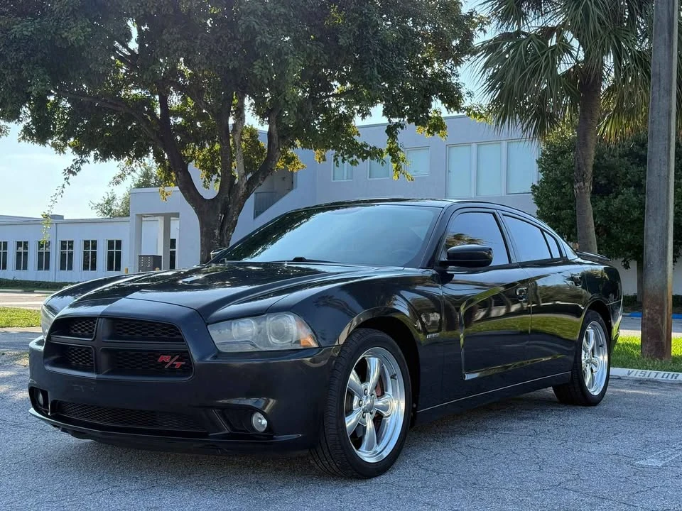 2011 Dodge Charger 6th Gen - Image 3 of 15