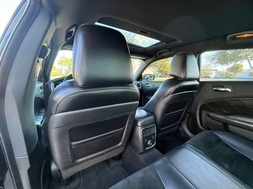 2011 Dodge Charger 6th Gen - Image 8 of 15