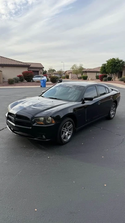 2011 Dodge Charger 6th Gen - Image 9 of 18