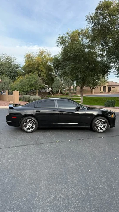 2011 Dodge Charger 6th Gen - Image 5 of 18