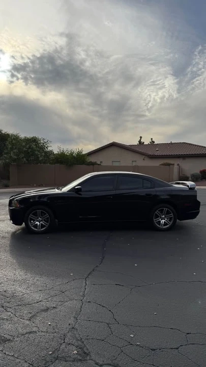 2011 Dodge Charger 6th Gen - Image 10 of 18
